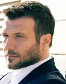 Giannis Ploutharos