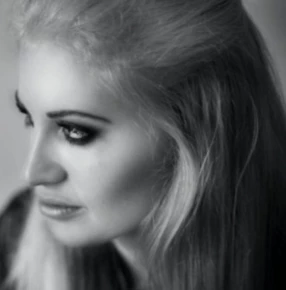 Lina Layne