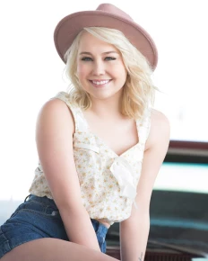 Raelynn